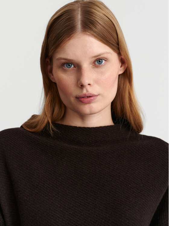 TATUUM TATUUM Sweter ALVERA Brązowy Classic Fit