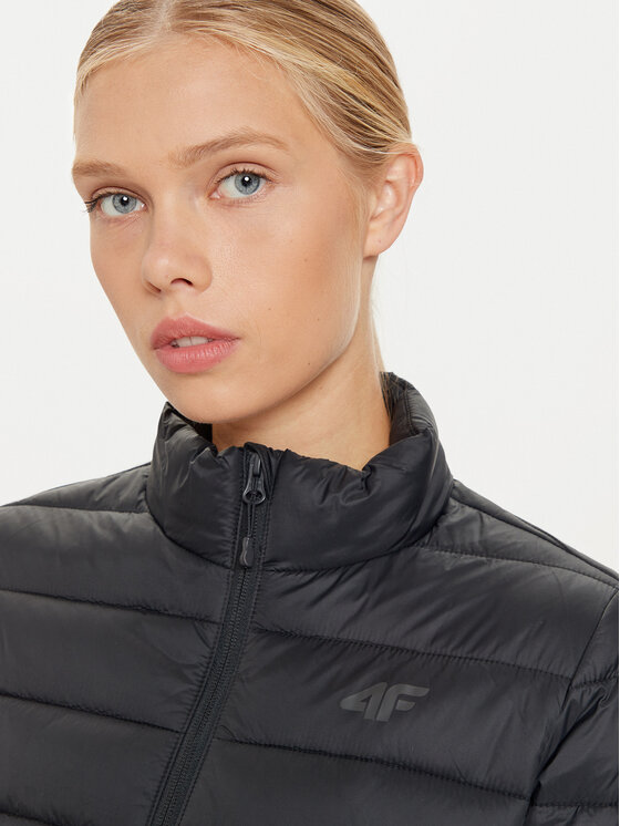 4F 4F Zimska jakna 4FWAW24TDJAF467 Črna Slim Fit