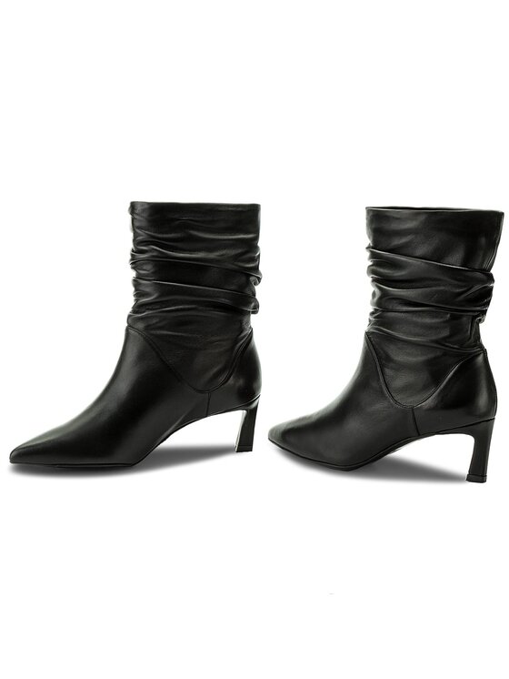 stuart weitzman demibenatar boots