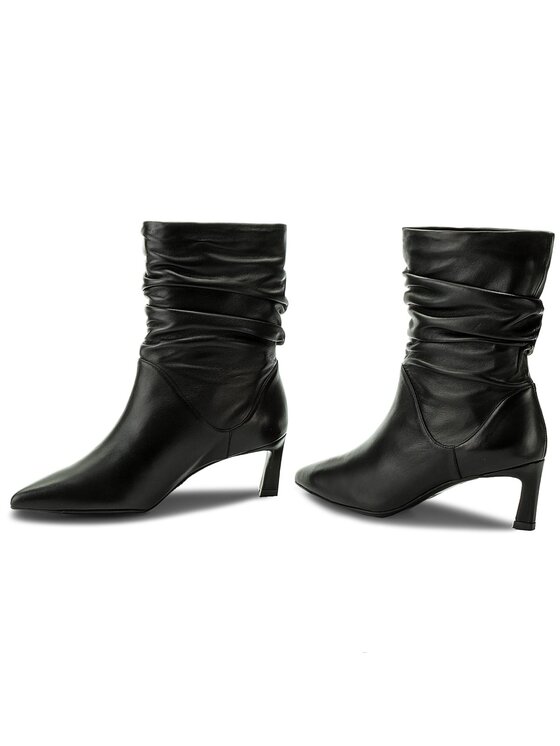 Stuart weitzman cheap demibenatar boots