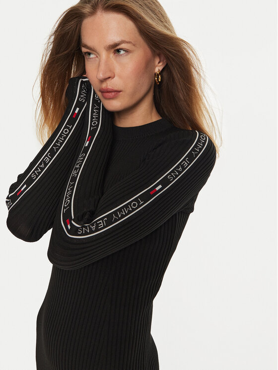 Tommy Jeans Tommy Jeans Sukienka dzianinowa Tjw Taping Sweater Midi Dress DW0DW17415 Czarny Slim Fit