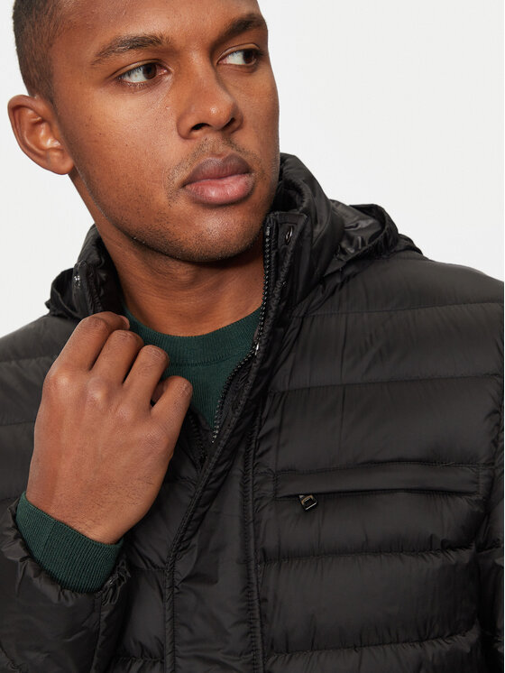 Geox Geox Dūnu jaka Warrens M4625E T3146 F9000 Melns Regular Fit