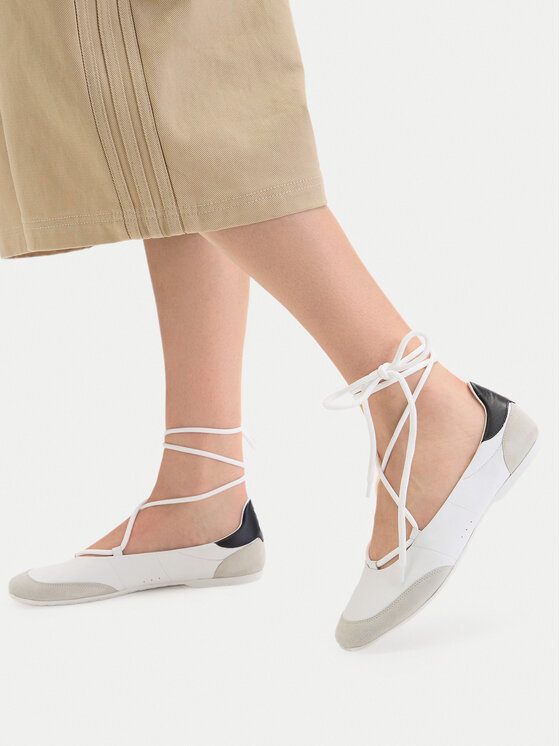 Patrizia Pepe Patrizia Pepe Ballerine 8Z0123/L150-W101 Bianco