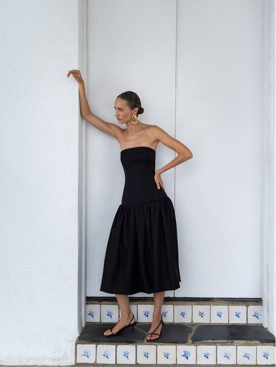La Mania La Mania Vestito da giorno GRAZIE Nero Classic Fit