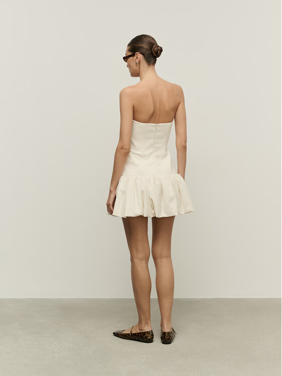 La Mania La Mania Vestito da giorno PENNY Crema Classic Fit