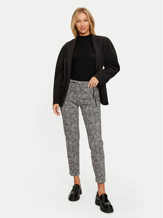 Olsen Olsen Hlače iz tkanine 14002211 Siva Regular Fit