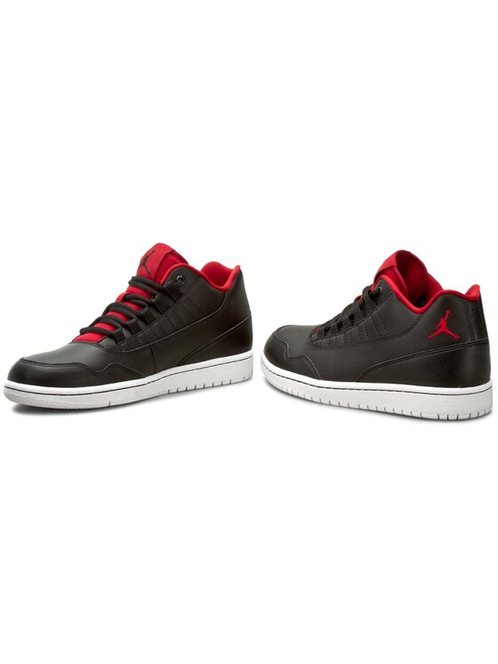 Nike Nike Pantofi Jordan Executive Low 833913 001 Negru