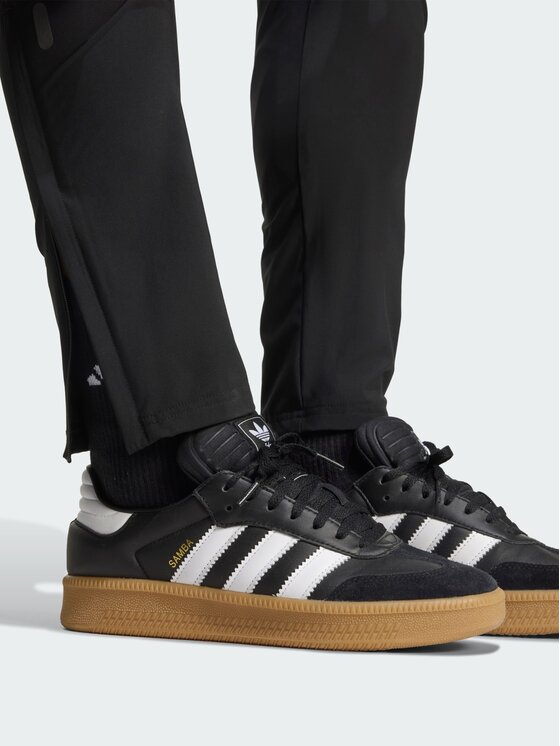 adidas adidas Spodnie dresowe Performance Manchester United Tiro 25 Czarny Regular Fit