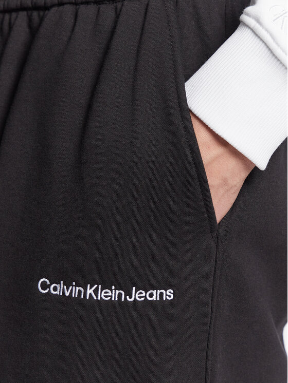 Calvin Klein Jeans Calvin Klein Jeans Szorty sportowe J30J322916 Czarny Relaxed Fit