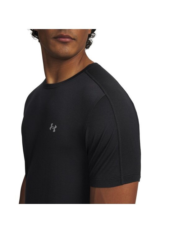Under Armour Under Armour Koszulka techniczna 6009518 Czarny Regular Fit