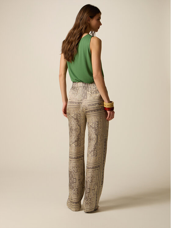 Oltre Oltre Pantaloni di tessuto P015J002472N0R2 Crema Baggy Fit