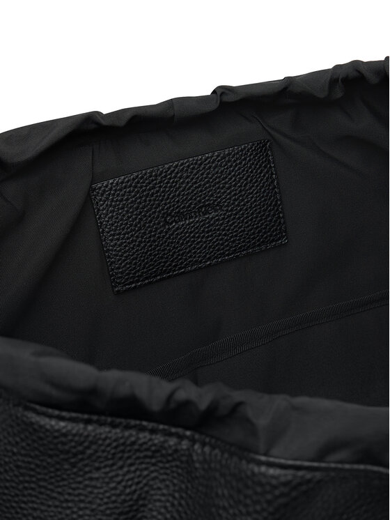 Calvin Klein Jeans Calvin Klein Jeans Kuprinės Cargo Flap Backpack 43 LV04G3077G Juoda