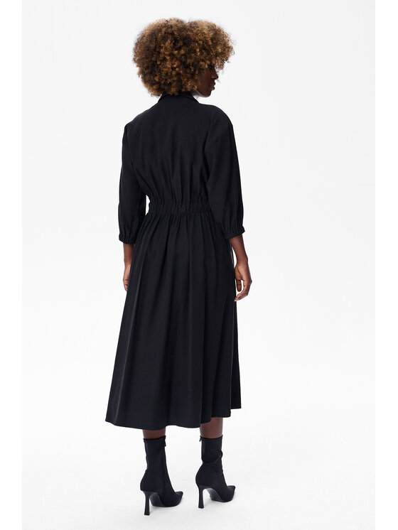 blue shadow blue shadow Sukienka codzienna Venus Czarny Regular Fit