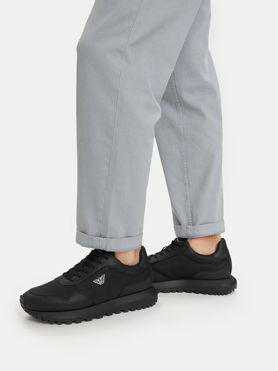 Emporio Armani Сникърси EM003738 AF19532 MC005 Черен