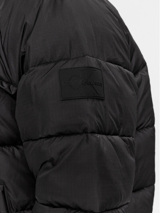 Calvin Klein Jeans Calvin Klein Jeans Prechodná bunda J30J324058 Čierna Regular Fit