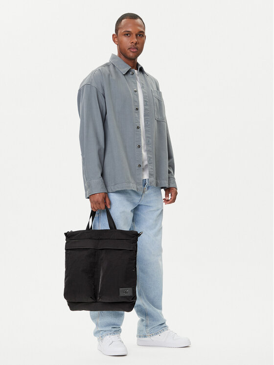 Calvin Klein Jeans Calvin Klein Jeans Laptoptasche Metro Nylon Helmet Bag LV04G3130G Schwarz