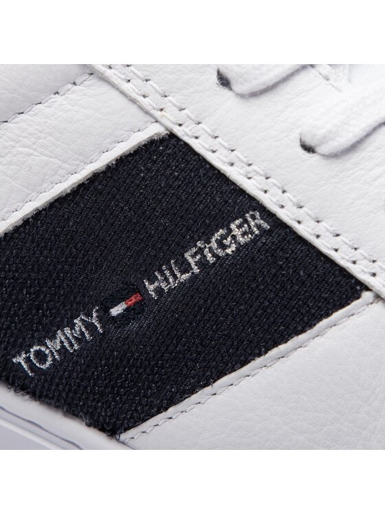 Tommy playful deals badge sneaker