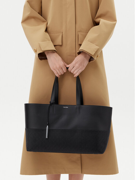 Calvin Klein Calvin Klein Käekott Ck Mixmedia Shopper_Mono K60K613166 Must