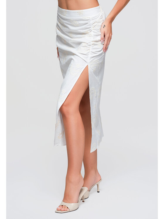 Ombre Ombre Spódnica midi OW-GL-E0019 Biały Slim Fit