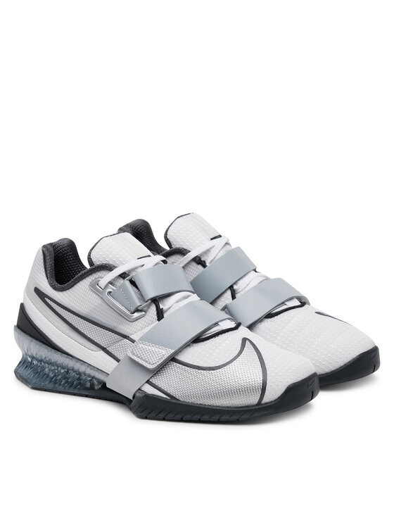 Nike Nike Čevlji za telovadbo Romaleos 4 Se FZ8663 100 Siva