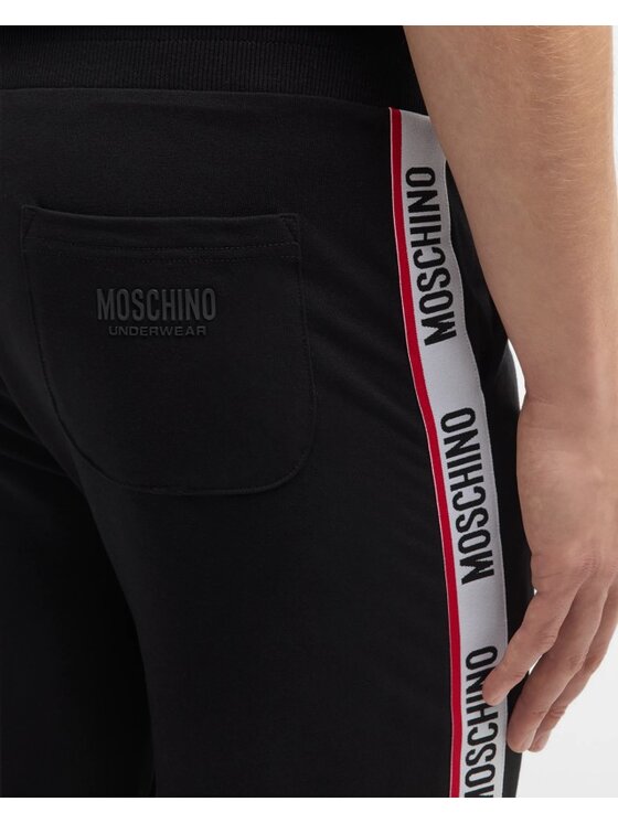 MOSCHINO MOSCHINO Teplákové kalhoty V1A6884 4413 0557 Černá Regular Fit