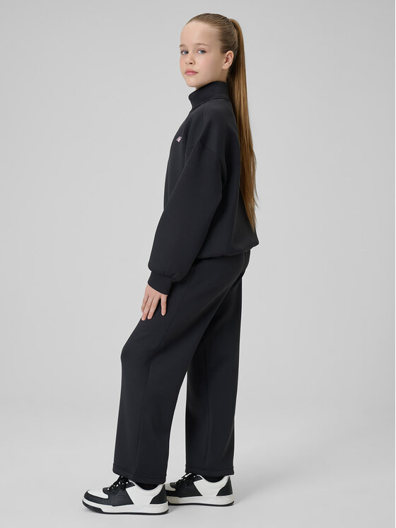 4F 4F Spodnie dresowe JOY MOTION Czarny Regular Fit