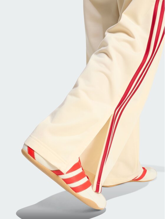 adidas adidas Παντελόνι φόρμας 159027 Κίτρινο Loose Fit