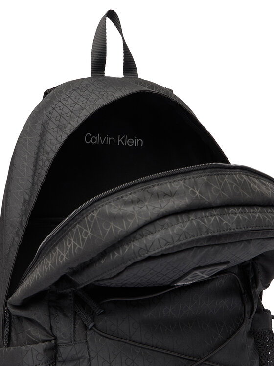 Calvin Klein Calvin Klein Rucsac Utility Emblem Bungee Backpack LV04D3301G Negru