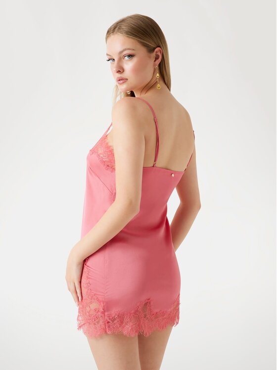 Guess Guess Sukienka 175477 Czerwony