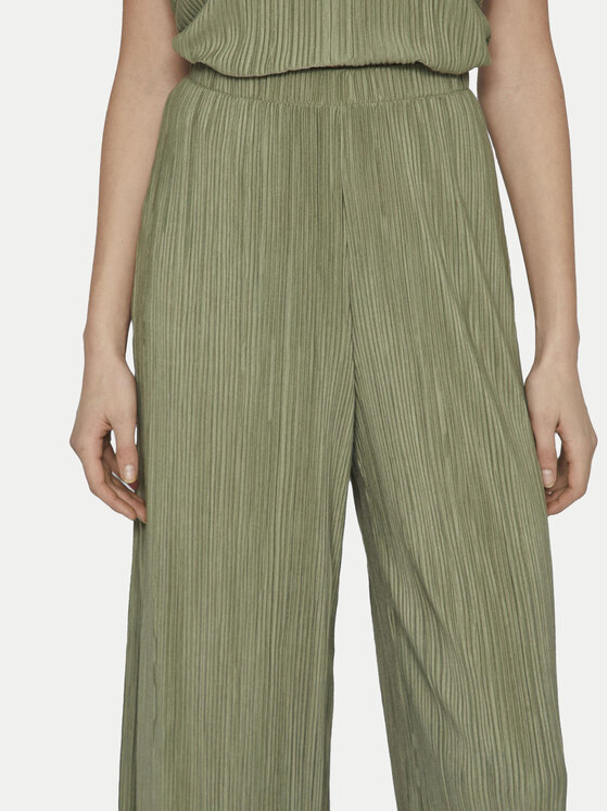 Vila Vila Kalhoty culottes Plisa 14096324 Zelená Regular Fit