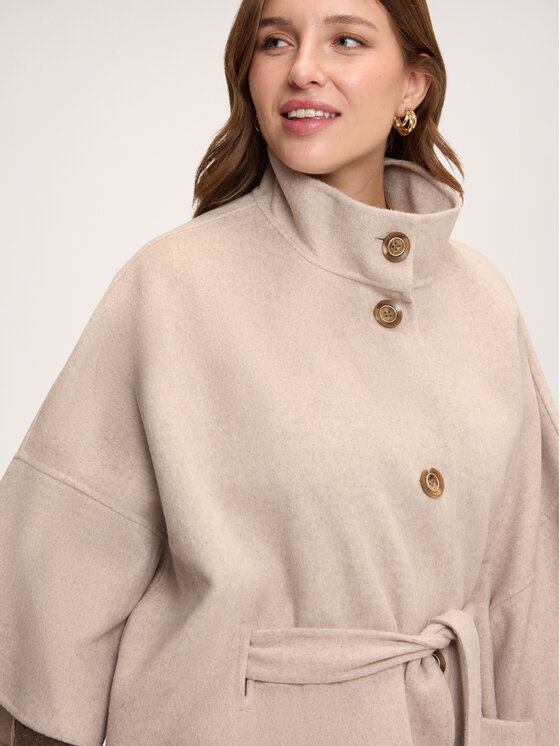 Fiorella Rubino Fiorella Rubino Płaszcz zimowy 8026E000204N002 Kremowy Over Fit