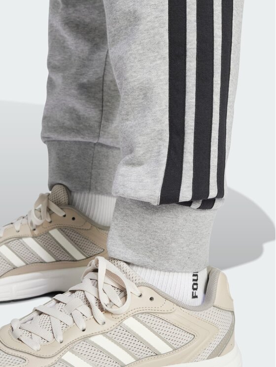 adidas adidas Spodnie materiałowe 140773 Szary Regular Fit
