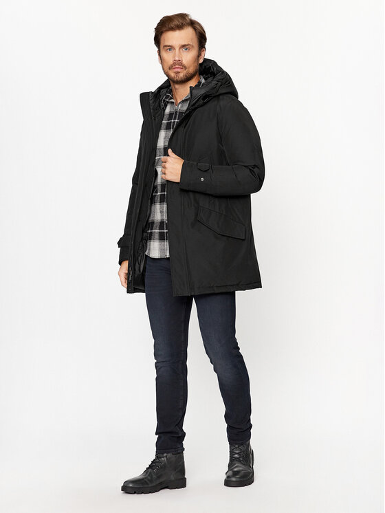 Woolrich Woolrich Vatovaná bunda Polar CFWOOU0487MRUT0001 Černá Regular Fit
