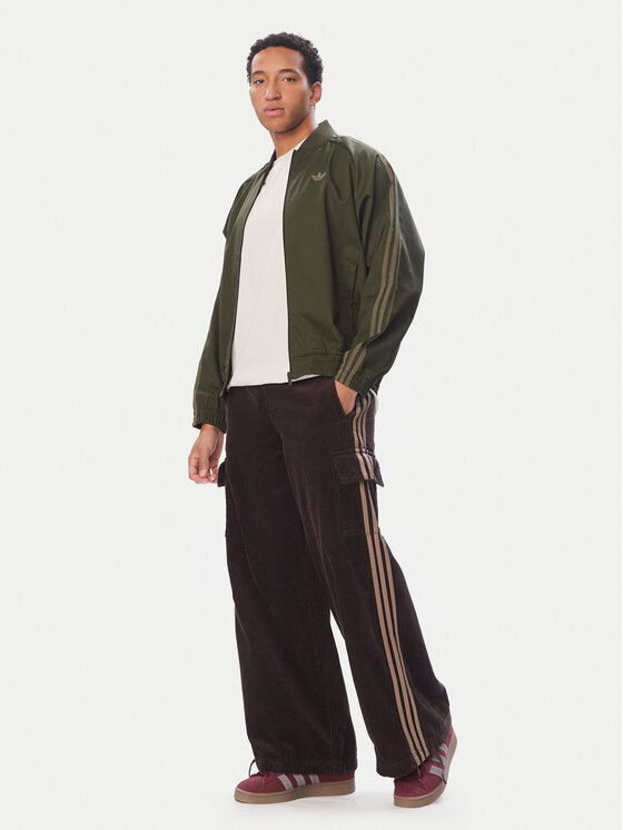 adidas adidas Riidest püksid Corduroy 3S Cargo KT0064 Pruun Relaxed Fit