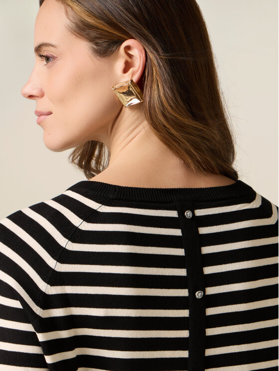 Oltre Oltre Maglione M050J005352N0Z3 Nero Regular Fit