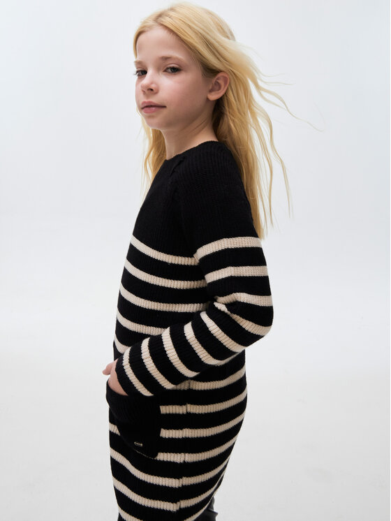 Mayoral Mayoral Igapäevane kleit 7.959 Must Regular Fit