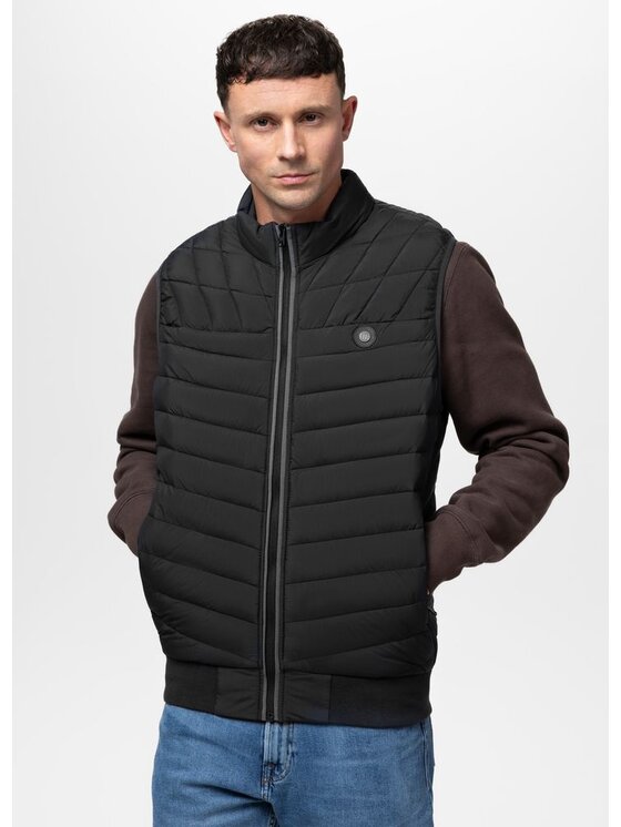 PITBULL PITBULL Bezrękawnik NAYLOR Czarny Regular Fit