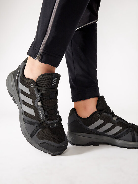 adidas adidas Трекінгові черевики Terrex Skyhiker Gtx GORE-TEX FW3472 Чорний