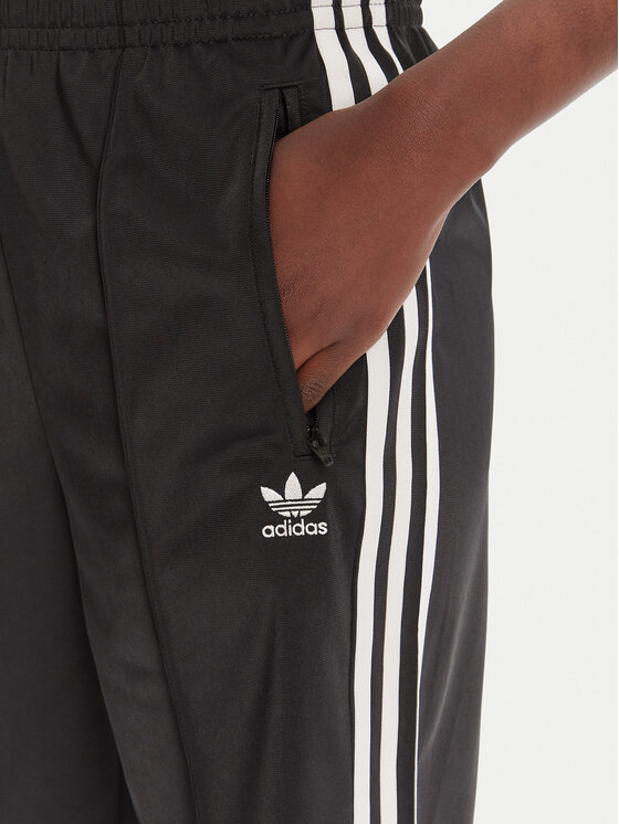 adidas adidas Pantaloni scurți sport adicolor Firebird JD0286 Negru Loose Fit