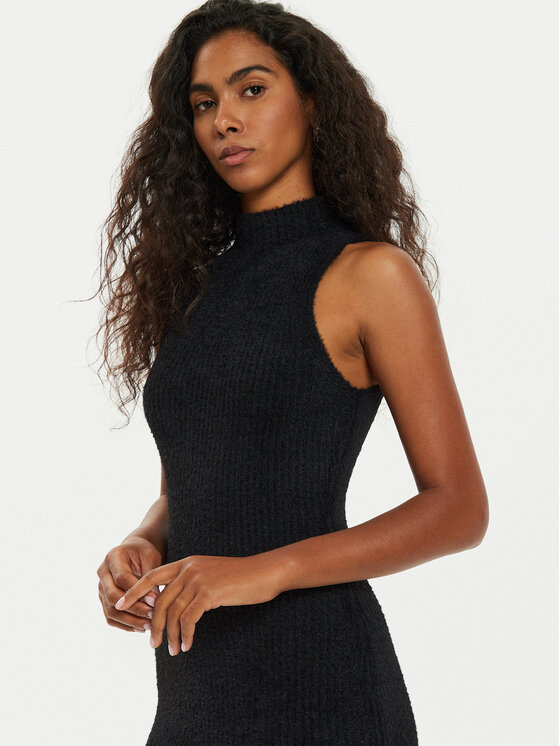 Guess Guess Vsakodnevna obleka W4BK72 Z3BJ0 Črna Regular Fit