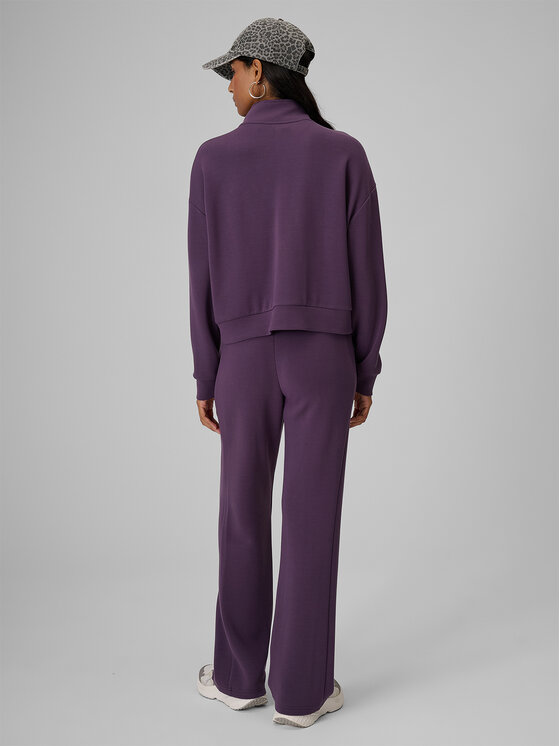 4F 4F Spodnie dresowe ESSENTIAL Fioletowy Slim Fit