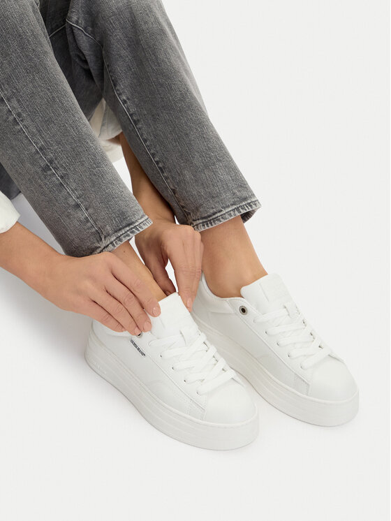 Guess Jeans Sneakers WBEO-GSJ0917 Alb