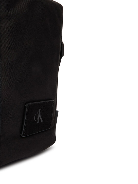 Calvin Klein Calvin Klein Crossover torbica Canvas Mix Reporter LV04D3366G Crna