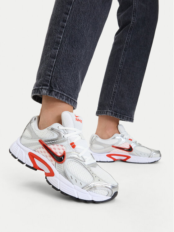 Nike Nike Снікерcи V5 RNR HQ7901 Сірий
