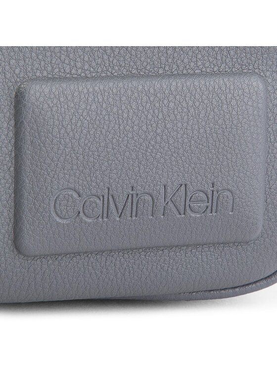 Calvin Klein Calvin Klein Kosmetický kufřík Task Force Washbag K50K503952 Šedá