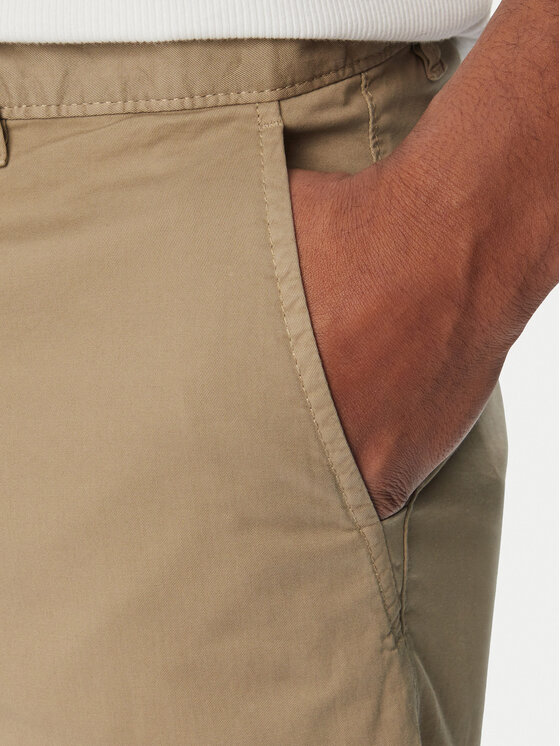 BOSS BOSS Šortky z materiálu Chino 50536723 Hnědá Slim Fit