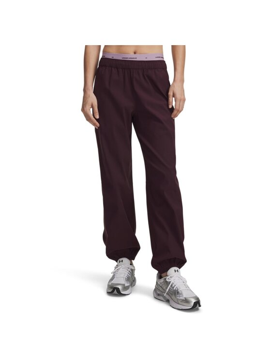Under Armour Under Armour Spodnie dresowe 6011400 Czerwony ciemny Regular Fit