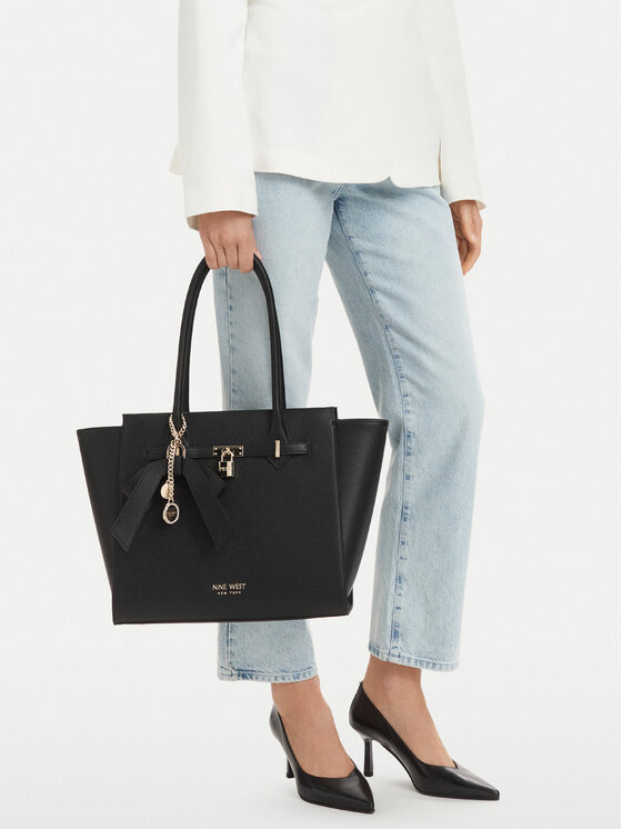 Nine West Geantă CEO-Chelsea-Charm-III-LX10186 Negru