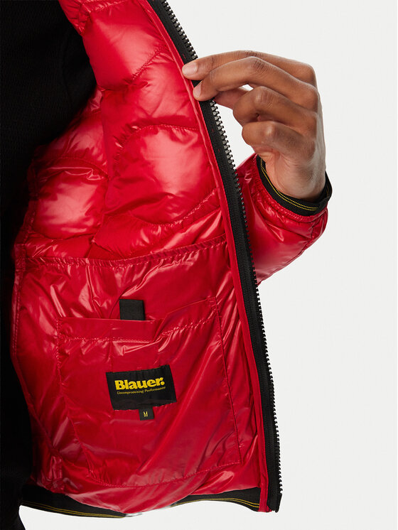 Blauer Blauer Geacă din puf Wave 26WBLUC03064 Roșu închis Regular Fit