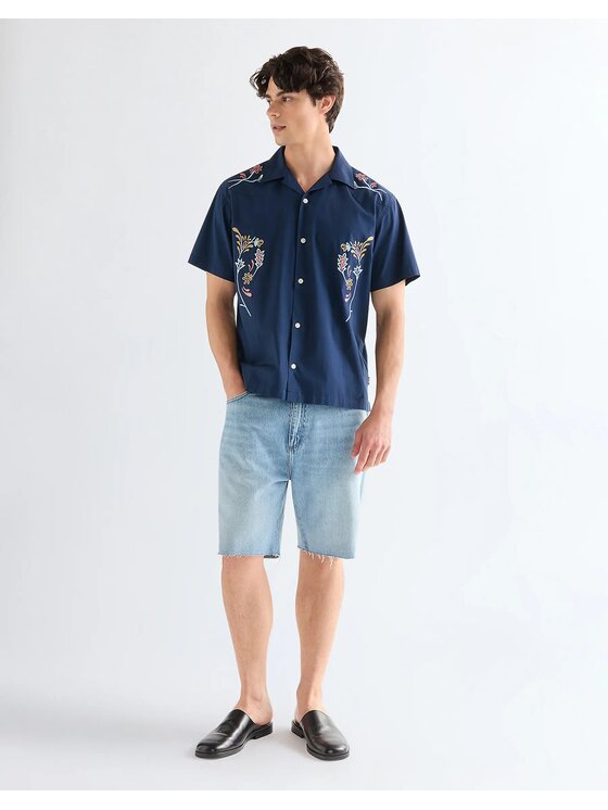 Wrangler Wrangler Szorty jeansowe COWBOY SHORTS Niebieski Loose Fit